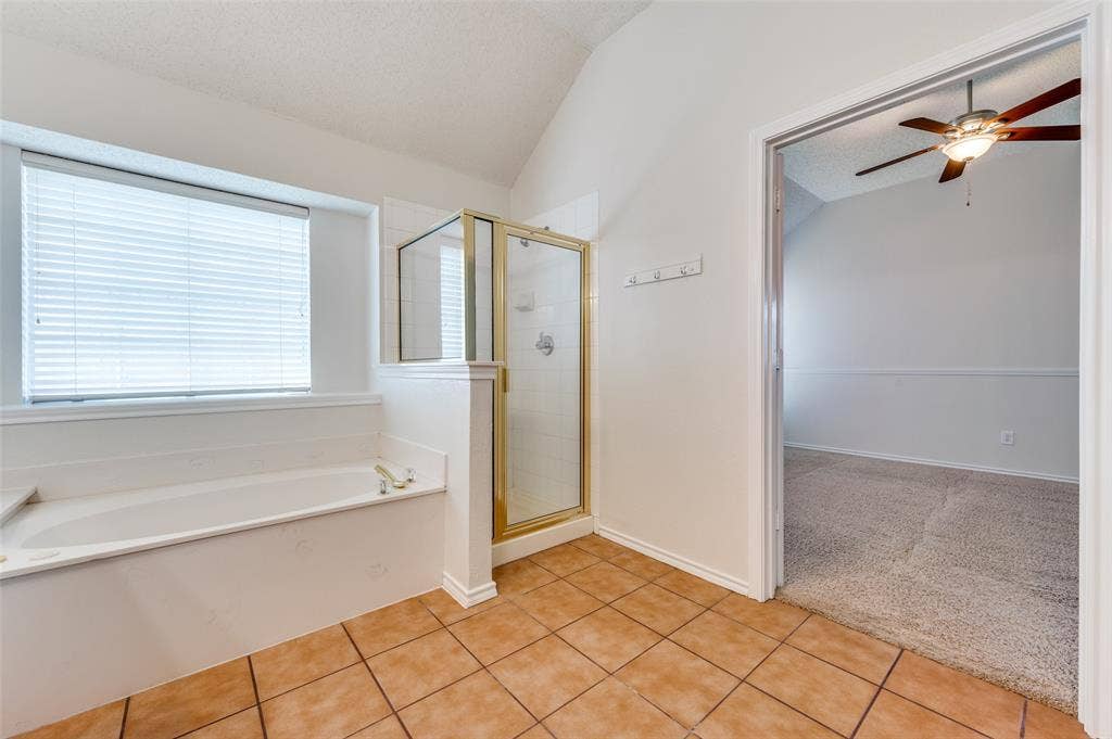 10121 Cambridge Drive, Frisco, TX 75035 10121 Cambridge Drive, Frisco, TX 75035