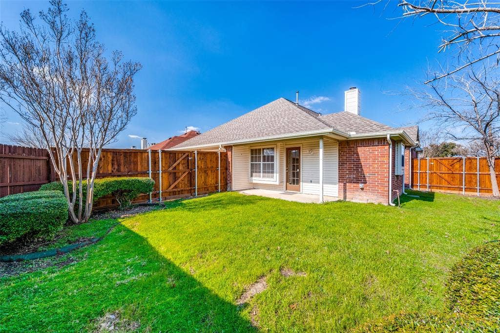 10121 Cambridge Drive, Frisco, TX 75035 10121 Cambridge Drive, Frisco, TX 75035