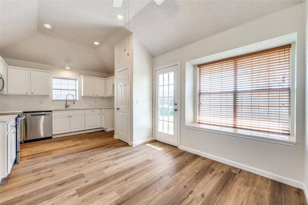 10121 Cambridge Drive, Frisco, TX 75035 10121 Cambridge Drive, Frisco, TX 75035
