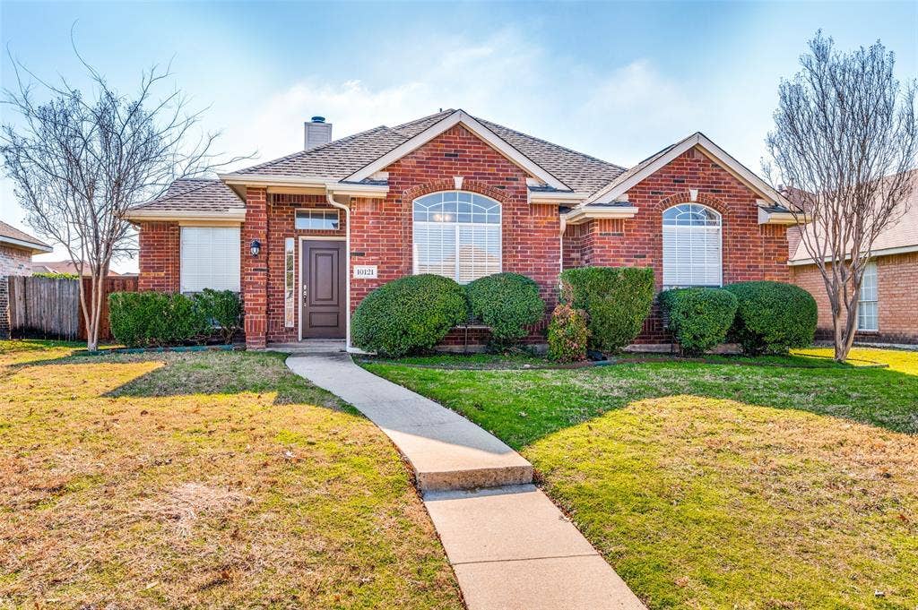 10121 Cambridge Drive, Frisco, TX 75035 10121 Cambridge Drive, Frisco, TX 75035