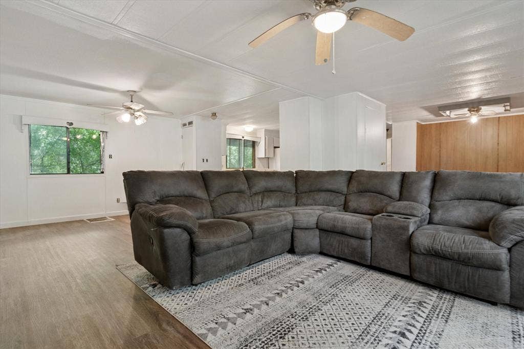 4804 Creekside Road, Melissa, TX 75454 4804 Creekside Road, Melissa, TX 75454