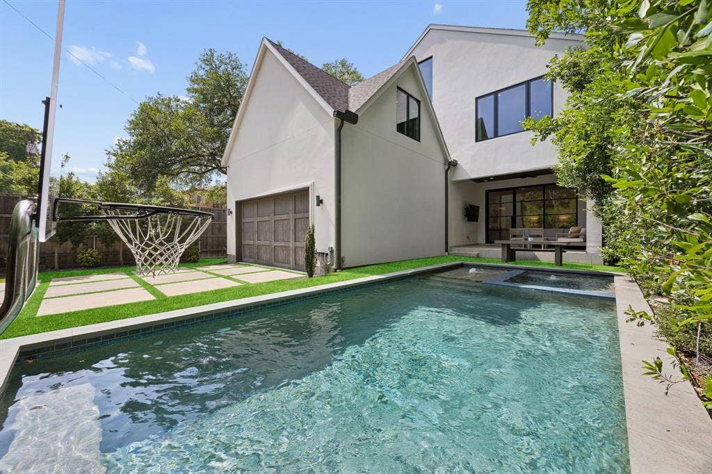 4437 Grassmere Lane, University Park, TX 75205 4437 Grassmere Ln - Tom Hughes Team