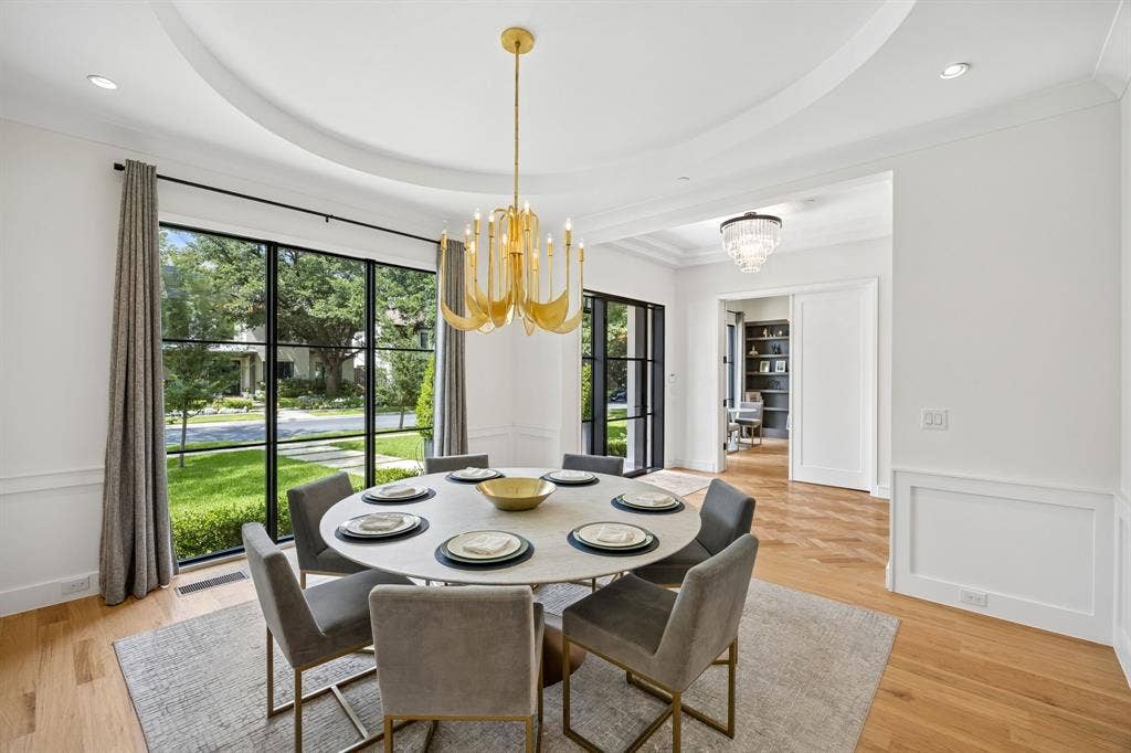 4437 Grassmere Lane, University Park, TX 75205 4437 Grassmere Ln - Tom Hughes Team
