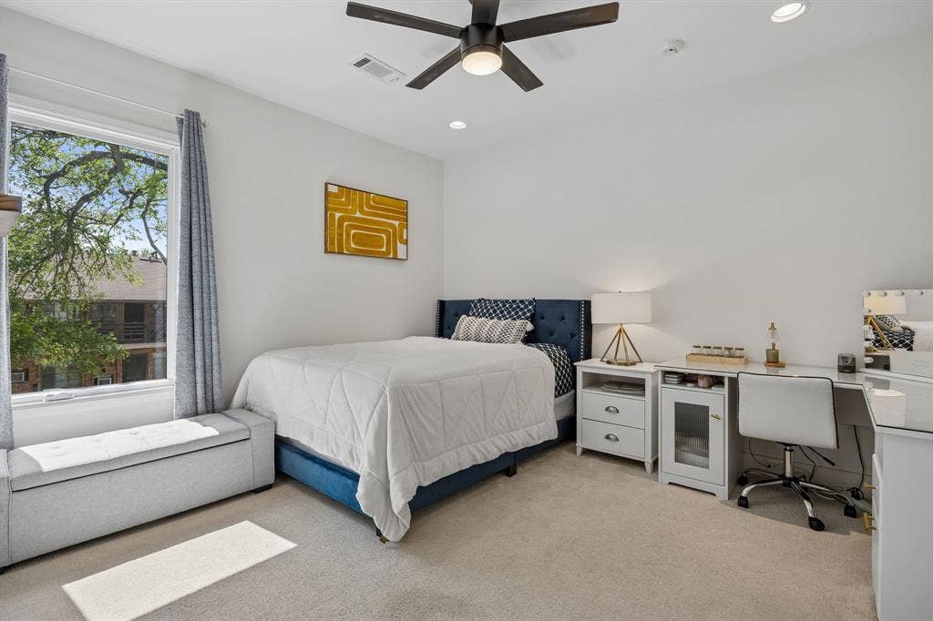 4437 Grassmere Lane, University Park, TX 75205 4437 Grassmere Ln - Tom Hughes Team