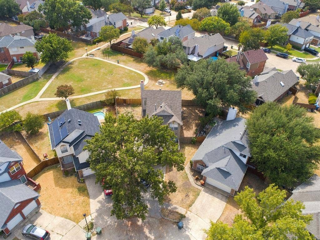 3825 Branch Hollow Circle, Carrollton, TX 75007 3825 Branch Hollow Circle, Carrollton, TX 75007