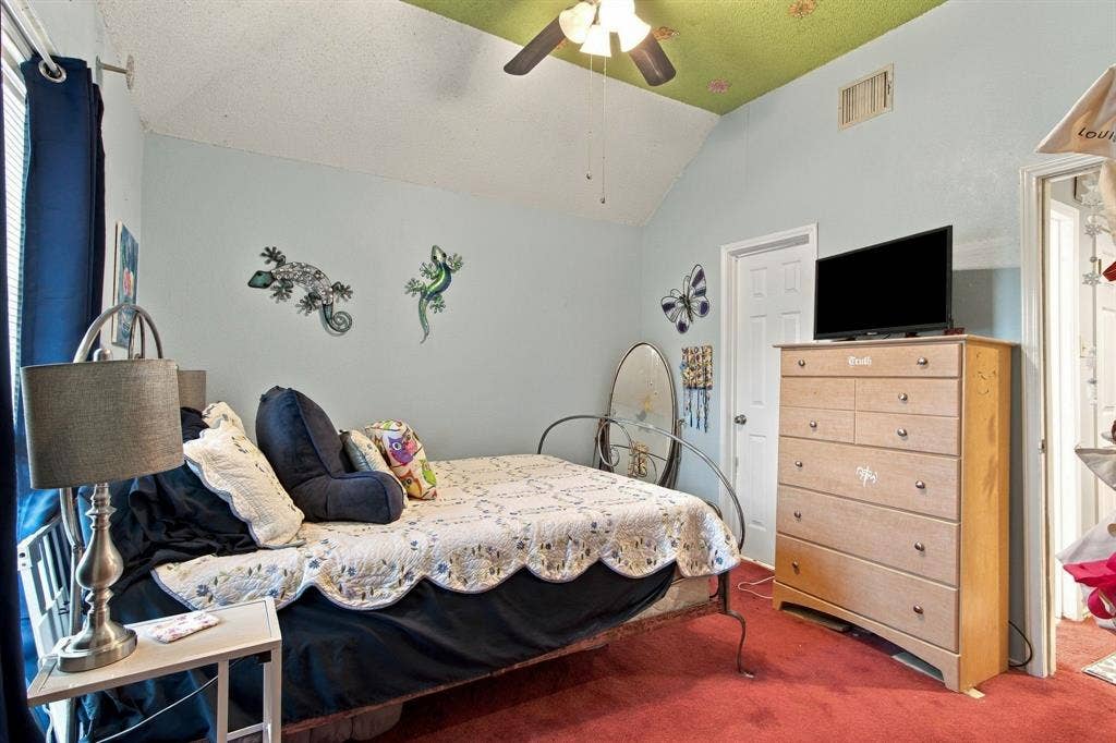3825 Branch Hollow Circle, Carrollton, TX 75007 3825 Branch Hollow Circle, Carrollton, TX 75007