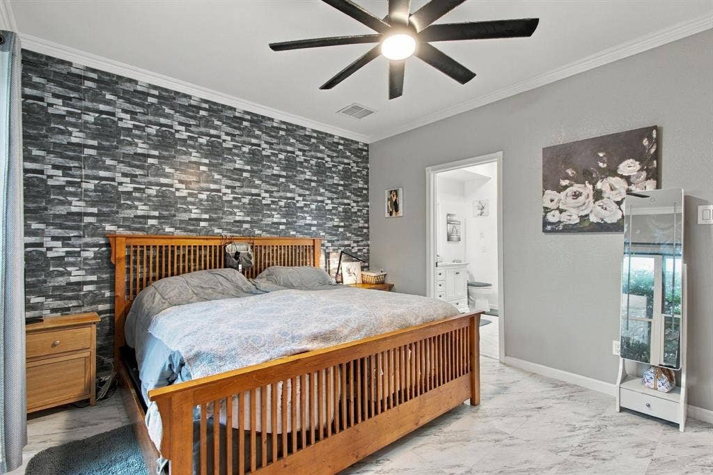 3825 Branch Hollow Circle, Carrollton, TX 75007 3825 Branch Hollow Circle, Carrollton, TX 75007