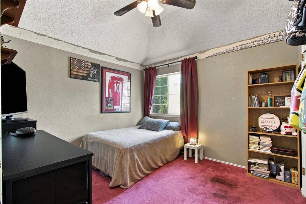 3825 Branch Hollow Circle, Carrollton, TX 75007 3825 Branch Hollow Circle, Carrollton, TX 75007