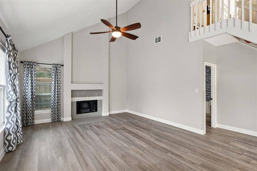3825 Branch Hollow Circle, Carrollton, TX 75007 Digitally removed furnishings to show floors and space