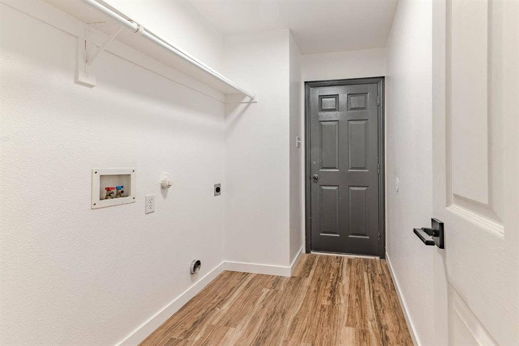609 Bristlecone Drive, Arlington, TX 76018 609 Bristlecone Drive, Arlington, TX 76018