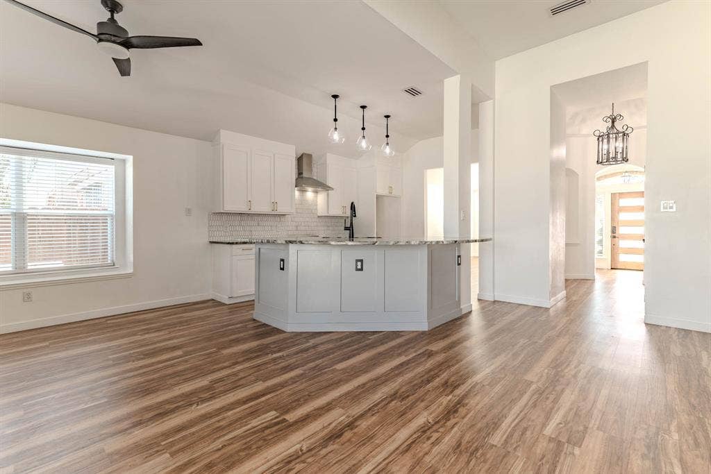609 Bristlecone Drive, Arlington, TX 76018 609 Bristlecone Drive, Arlington, TX 76018