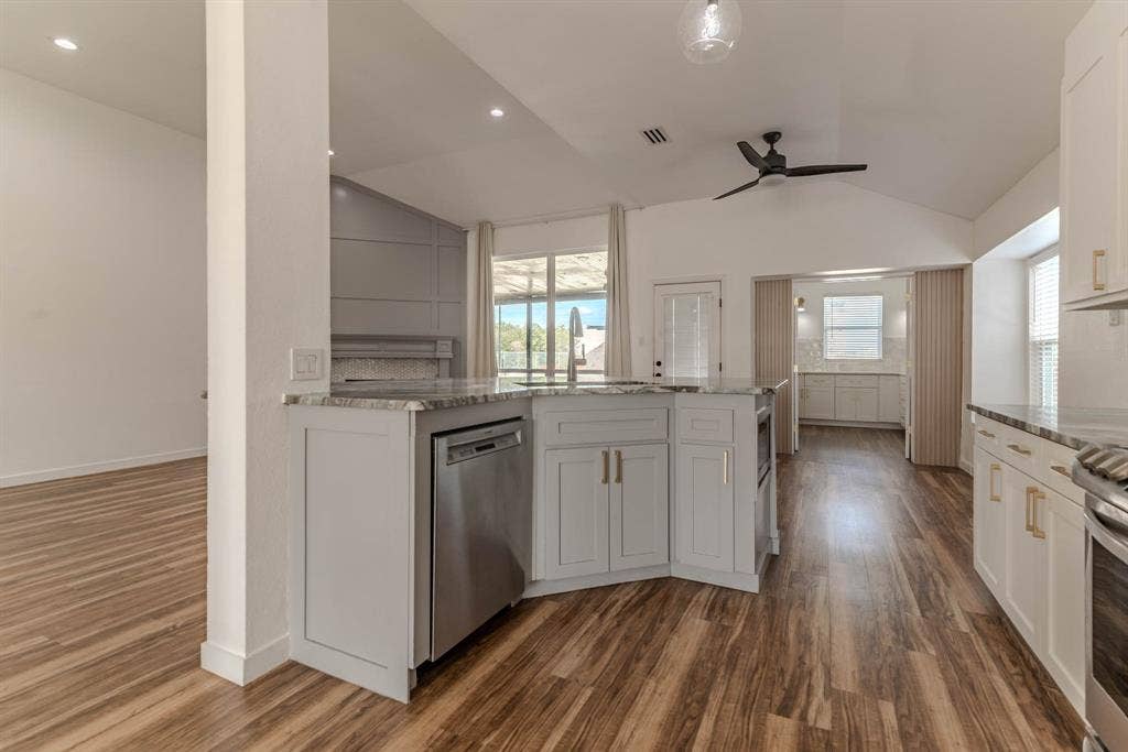 609 Bristlecone Drive, Arlington, TX 76018 609 Bristlecone Drive, Arlington, TX 76018