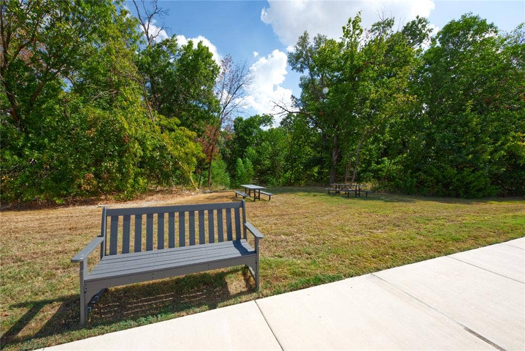 4312 Hollandwood Drive, McKinney, TX 75071 4312 Hollandwood Drive, McKinney, TX 75071