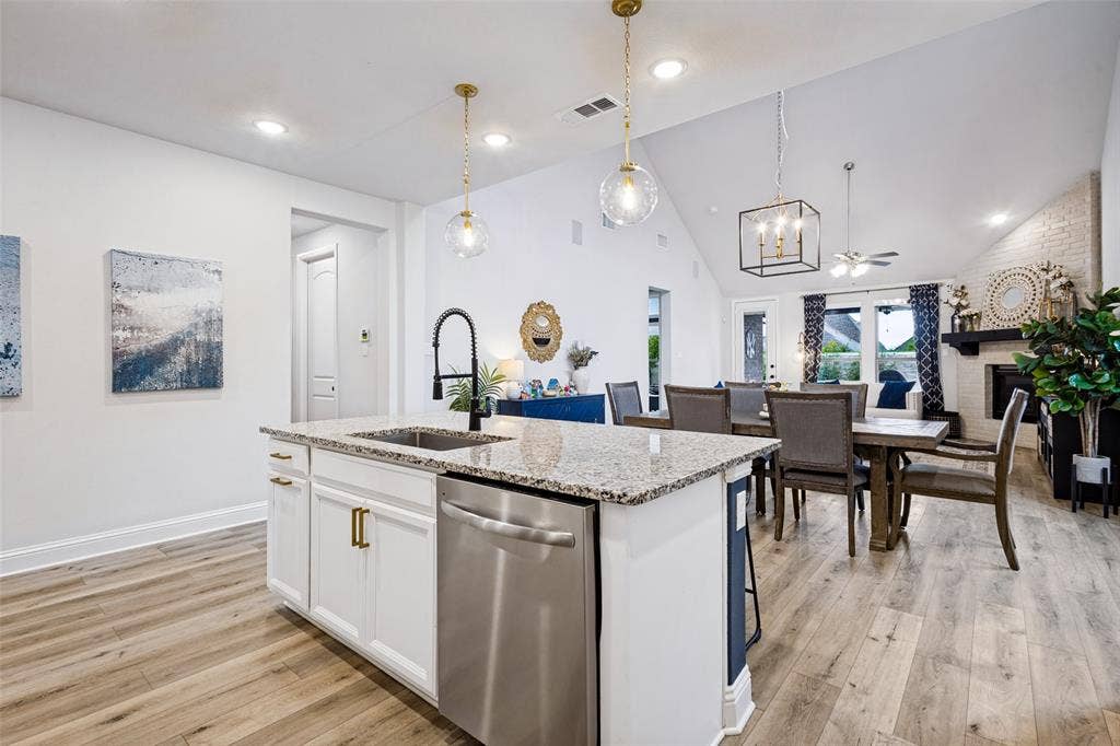 912 Lady Bird Drive, McKinney, TX 75071 New dishwasher!
