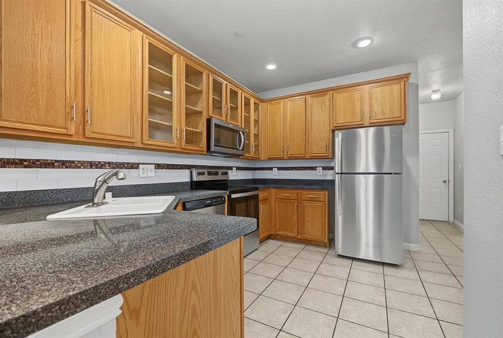 936 Cypress Creek Drive, Plano, TX 75025