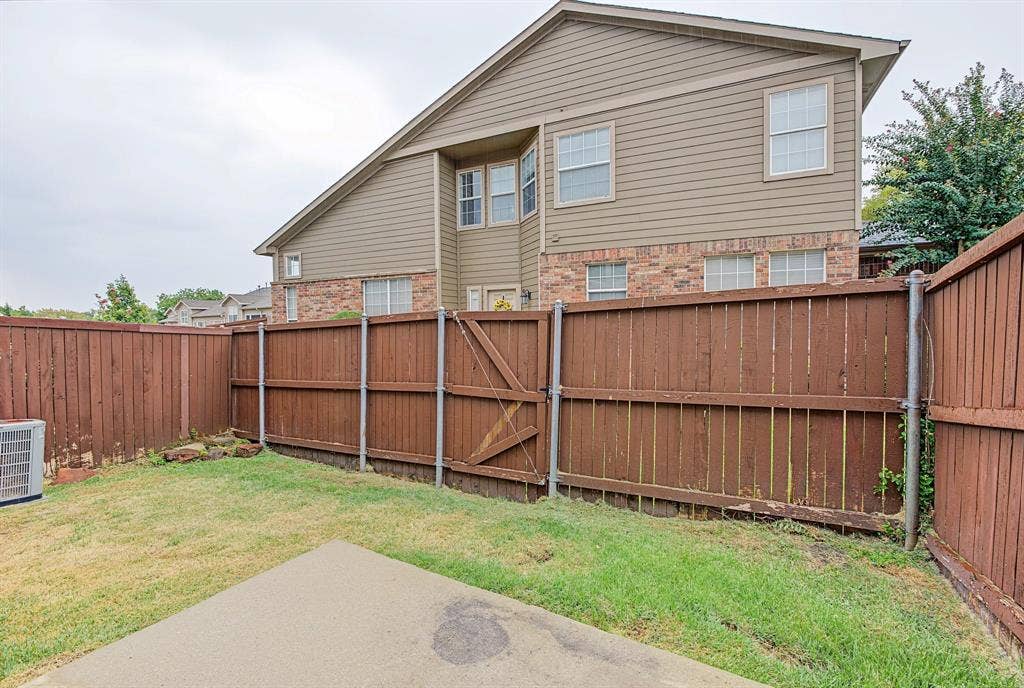 936 Cypress Creek Drive, Plano, TX 75025