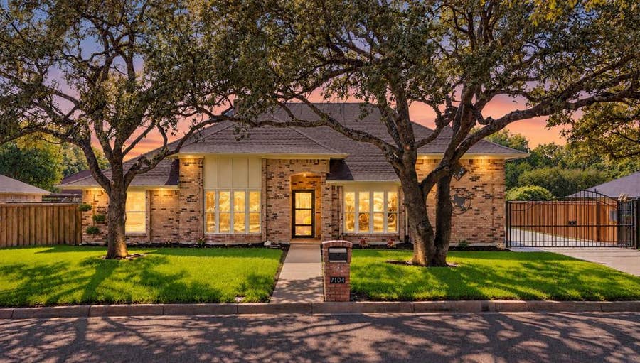 Property photo for 7104 Church Park Drive, Fort Worth, TX