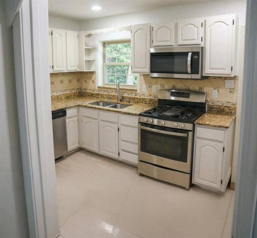 3131 E Latta Circle, Dallas, TX 75227 3131 E Latta Circle, Dallas, TX 75227