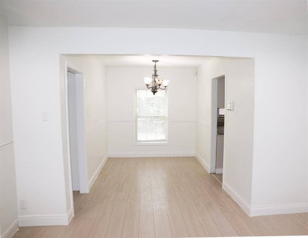 3131 E Latta Circle, Dallas, TX 75227 3131 E Latta Circle, Dallas, TX 75227