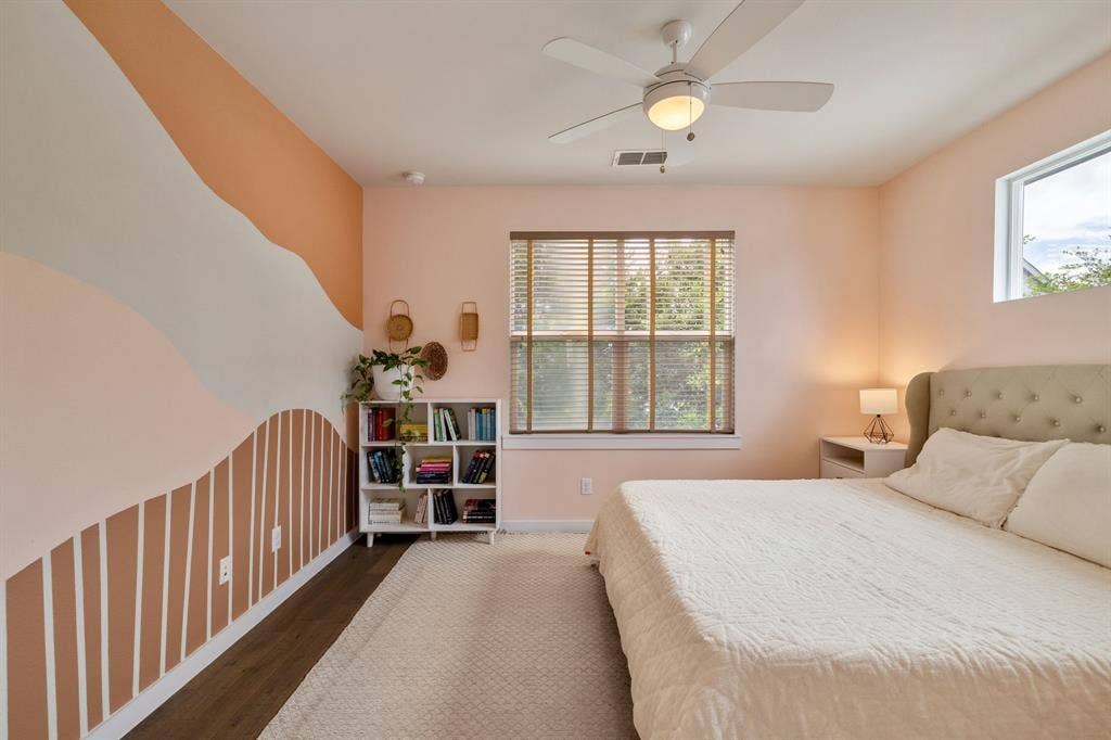 6542 E Lovers Lane, Dallas, TX 75214