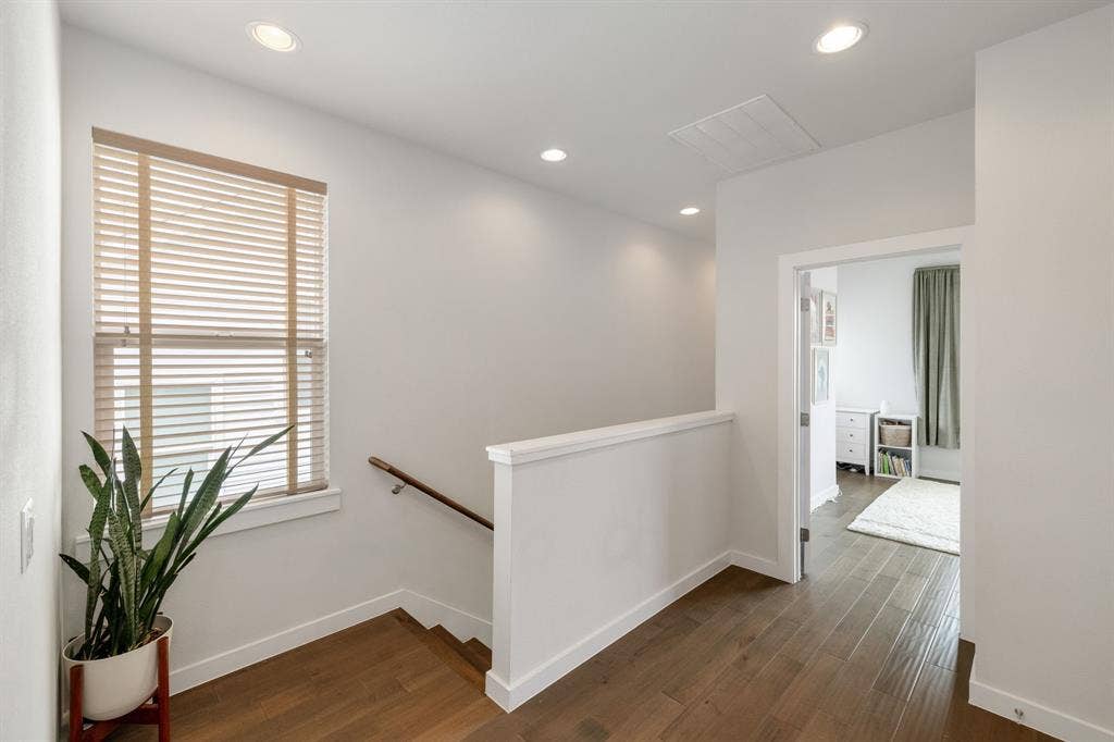 6542 E Lovers Lane, Dallas, TX 75214
