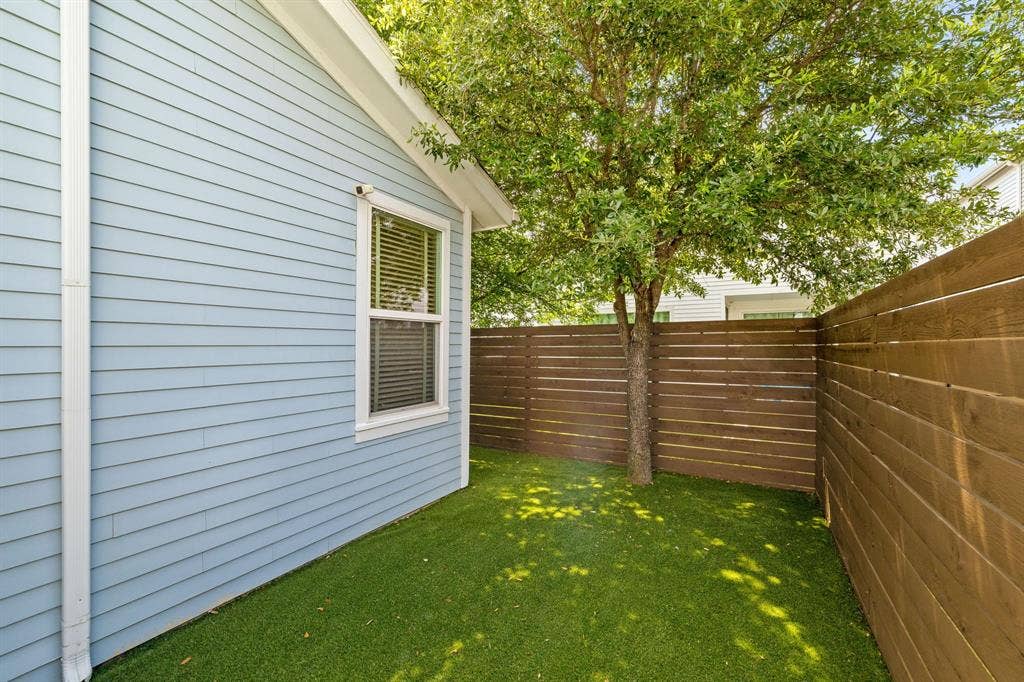 6542 E Lovers Lane, Dallas, TX 75214