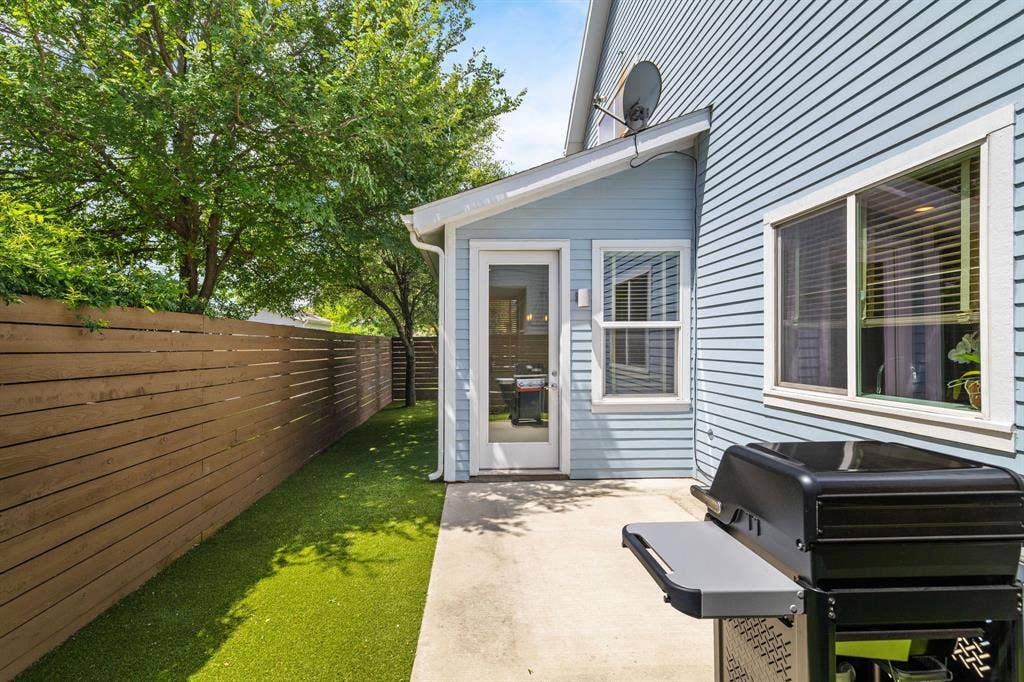 6542 E Lovers Lane, Dallas, TX 75214