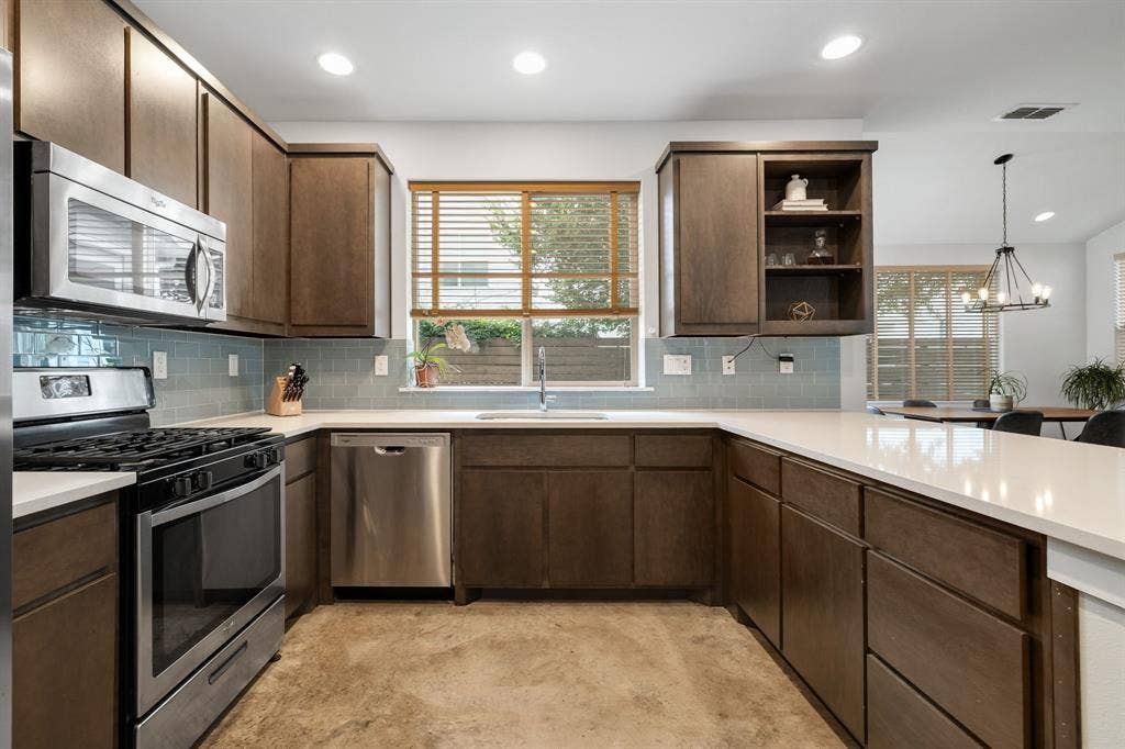 6542 E Lovers Lane, Dallas, TX 75214