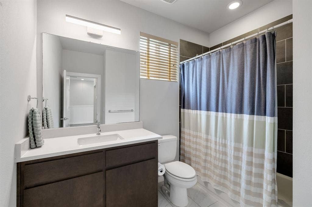 6542 E Lovers Lane, Dallas, TX 75214