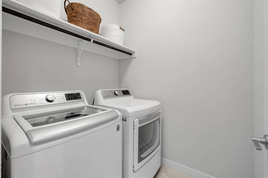 6542 E Lovers Lane, Dallas, TX 75214