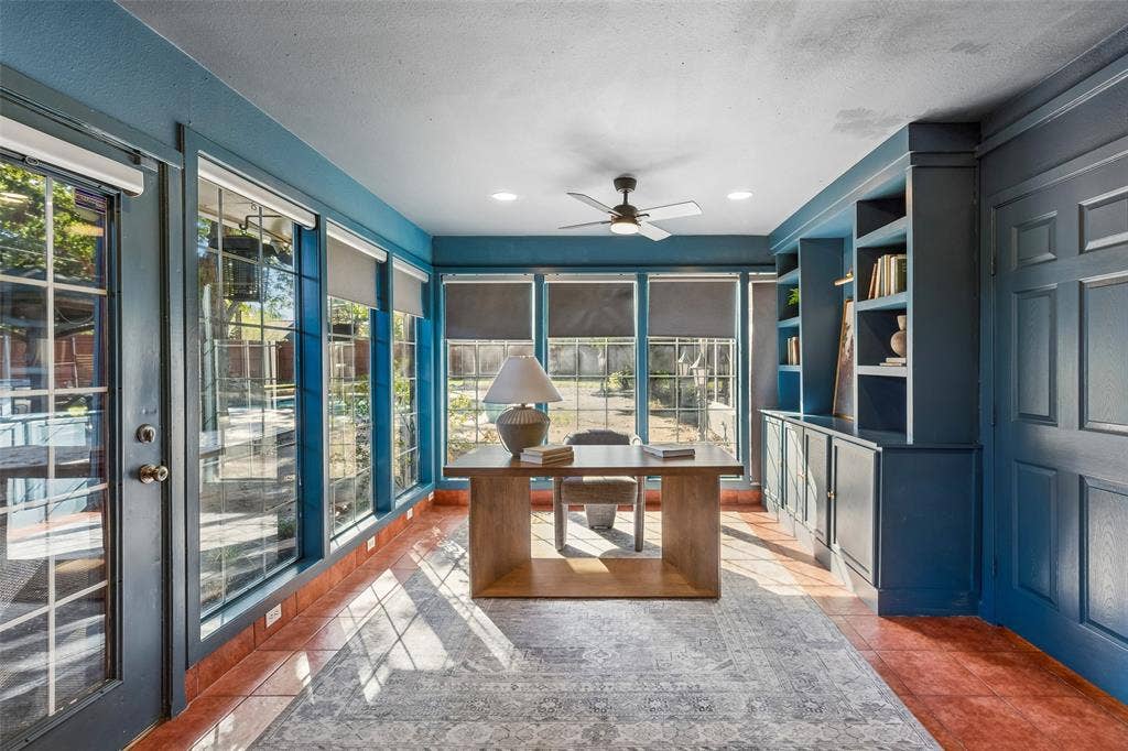 807 N Tyler Street, Dallas, TX 75208 807 N Tyler Street, Dallas, TX 75208