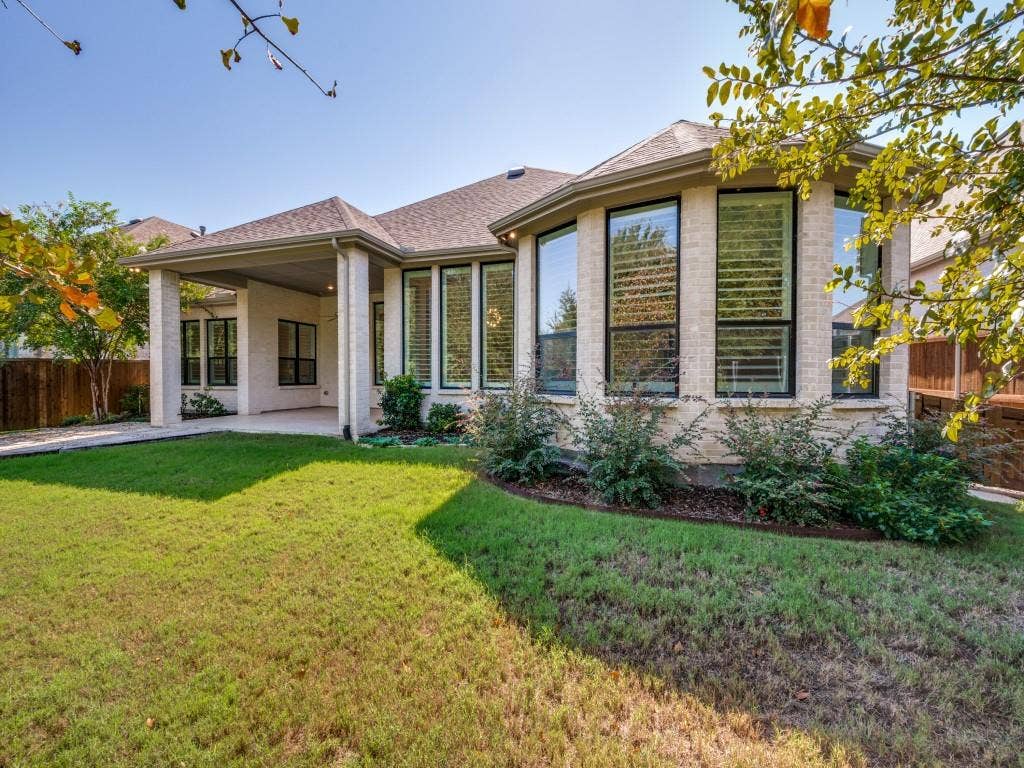 9901 Boulder Point Road, Little Elm, TX 75068