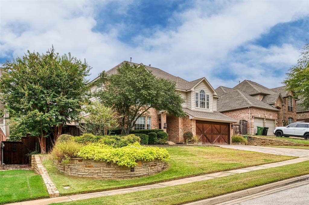 2148 Brookgate Drive, Grapevine, TX 76051 2148 Brookgate Drive, Grapevine, TX 76051