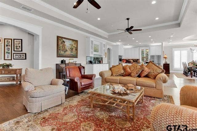 66 S Ryder Cup Trail, Hideaway, TX 75771