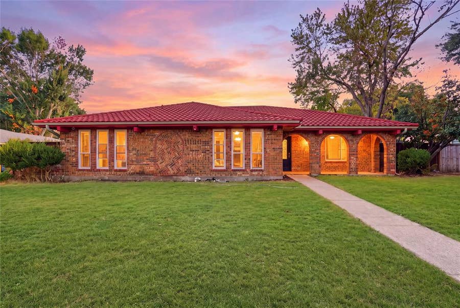 Property photo for 1010 Florence Drive, Duncanville, TX