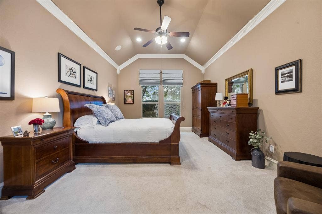 6009 Heron Bay Lane, McKinney, TX 75070 Primary bedroom overlooks the backyard and has a sitting area.