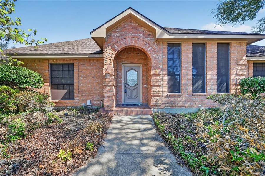 Property photo for 206 Harris Drive, Sunnyvale, TX