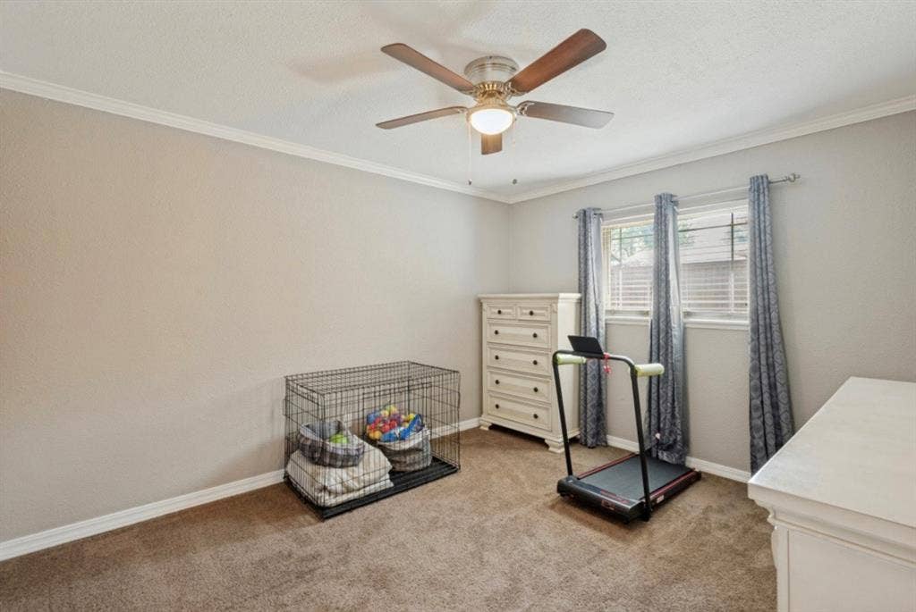 700 Nora Lane, DeSoto, TX 75115