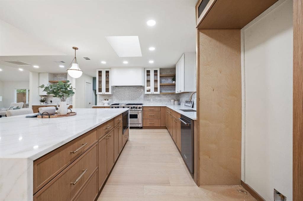 8639 Clover Meadow Drive, Dallas, TX 75243