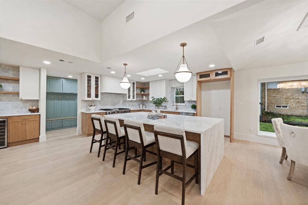 8639 Clover Meadow Drive, Dallas, TX 75243