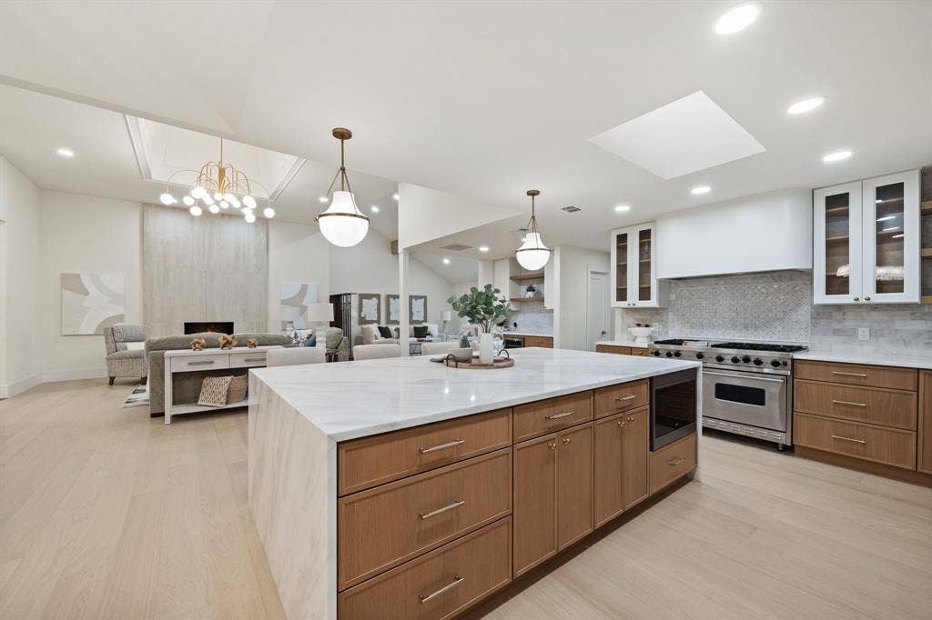 8639 Clover Meadow Drive, Dallas, TX 75243