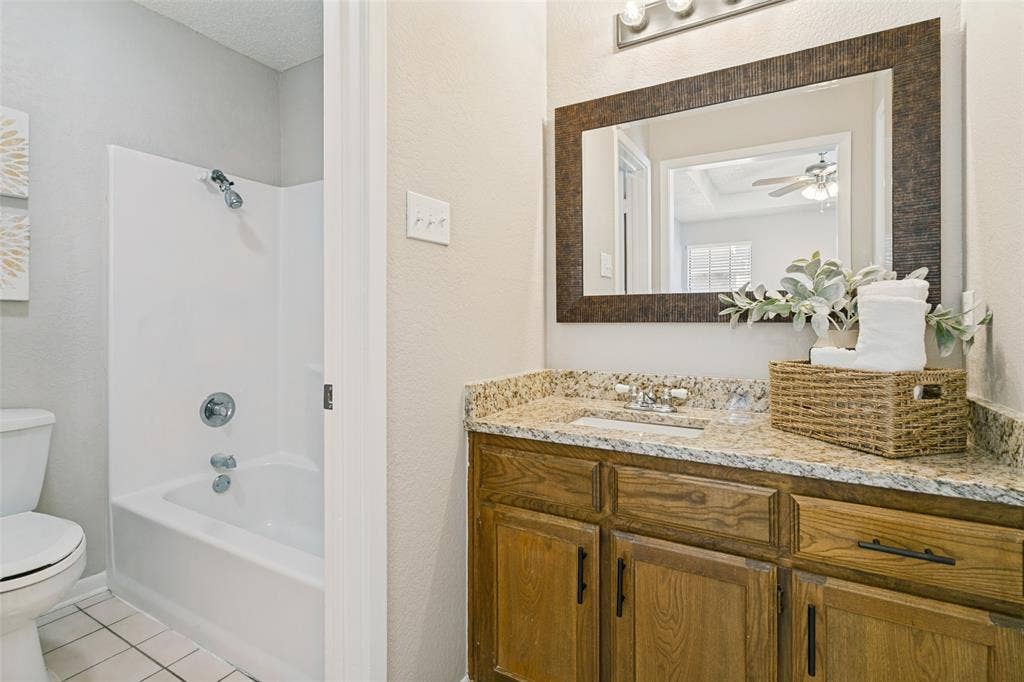2323 Lido Lane, Arlington, TX 76015 2323 Lido Lane, Arlington, TX 76015