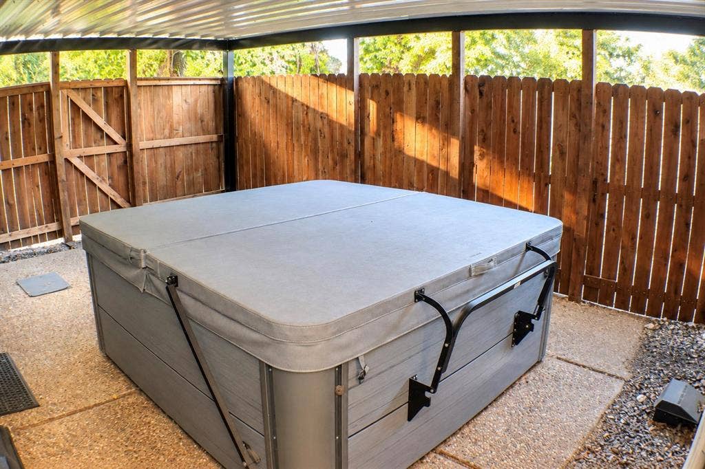 3229 Brannon Drive, Waco, TX 76710 3229 Brannon Drive, Waco, TX 76710