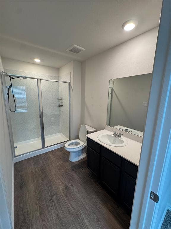 6104 Primrose Road, Princeton, TX 75407 Primary Bathroom