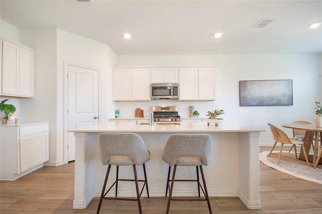 8012 Lindheimer Lane, McKinney, TX 75071 8012 Lindheimer Lane, McKinney, TX 75071