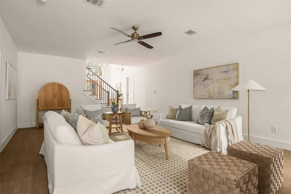 2 Crestwood Drive, Trophy Club, TX 76262