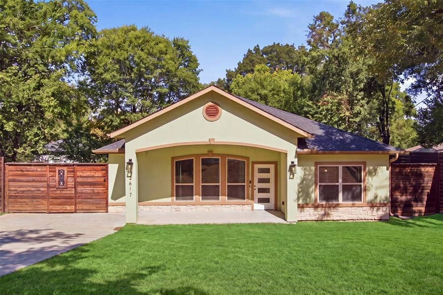 Property photo for 2617 Ripple Road, Dallas, TX