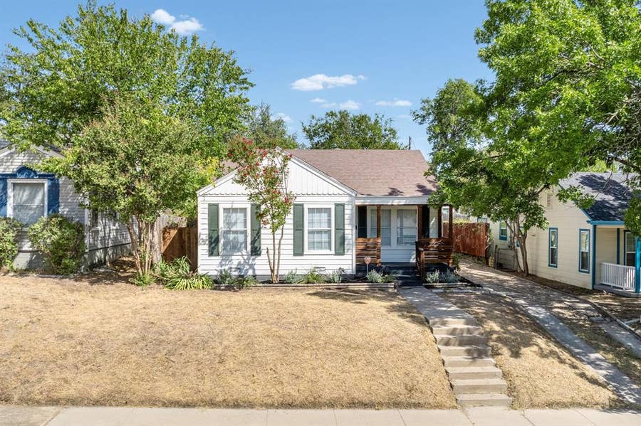 Property photo for 3824 Collinwood Avenue, Fort Worth, TX