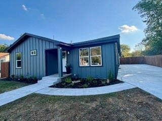 Property photo for 1413 Holly Vista Street, Waco, TX