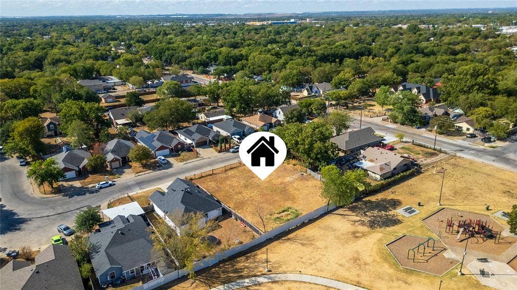 8521 Torreon Street, Dallas, TX 75217 8521 Torreon Street, Dallas, TX 75217